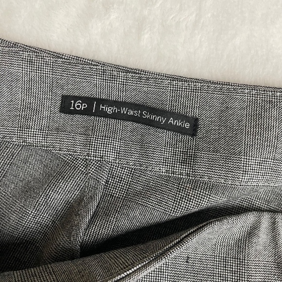 NWT Talbots High Waist Skinny Ankle Trouser Pants for Office or Casual, Size 16P - Picture 4 of 6